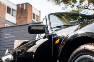 Afbeelding 44/62 van Porsche 911 Carrera 3.2 "#250.000 911" (1987)