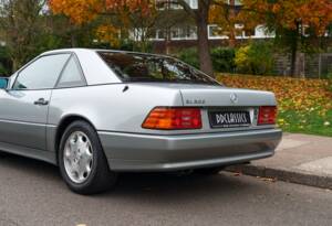 Immagine 11/22 di Mercedes-Benz SL 500 (1995)