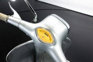 Bild 36/50 von Piaggio Vespa 150 Sprint (1967)