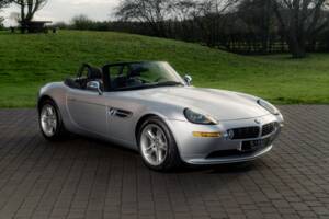 Image 36/84 of BMW Z8 (2001)