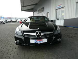 Bild 2/18 von Mercedes-Benz SL 500 (2009)