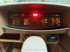 Image 25/43 de Citroën CX 25 GTi (1984)