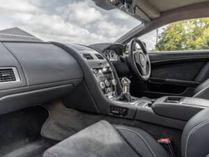 Image 4/77 of Aston Martin DBS (2009)