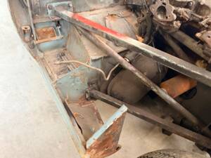 Image 31/53 de Jaguar Type E 4.2 (1967)