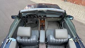 Image 61/88 of Mercedes-Benz 380 SL (1984)
