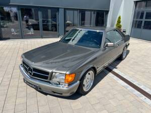 Bild 2/33 von Mercedes-Benz 560 SEC (1991)