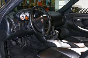Image 19/23 of Porsche Boxster S (2001)