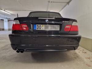 Immagine 11/61 di BMW 330Ci (2004)
