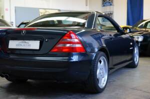 Image 11/25 of Mercedes-Benz SLK 230 Kompressor (1997)