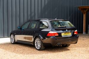 Imagen 16/65 de BMW 545i Touring (2005)
