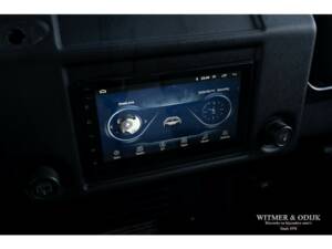 Image 13/22 of Land Rover Defender 90 (1996)