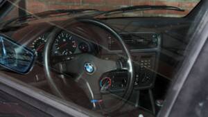 Image 34/65 of BMW M3 (1986)