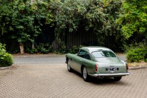 Image 25/50 de Aston Martin DB 4 (1960)