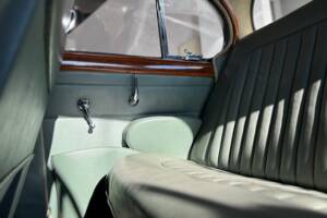 Bild 24/29 von Jaguar Mk II 3.4 (1962)