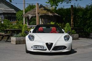 Image 26/50 of Alfa Romeo 4C Spider (2017)