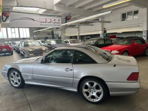Afbeelding 56/60 van Mercedes-Benz SL 500 &quot;Silver Arrow&quot; (2002)