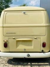 Image 4/8 of Volkswagen T1 panel van (1966)