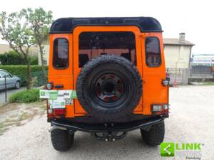 Image 4/38 of Land Rover 90 (1987)