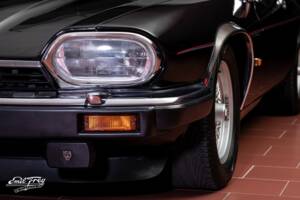 Image 3/7 of Jaguar XJ-S Convertible (1991)