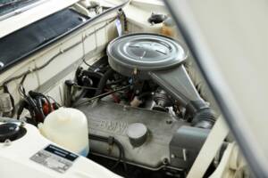 Immagine 40/50 di BMW 2000 (1969)