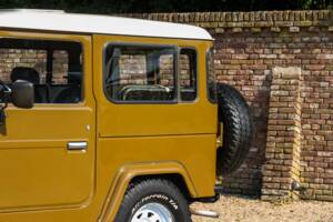 Image 13/50 de Toyota Land Cruiser BJ 40 (1979)