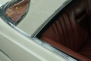 Image 43/50 of Mercedes-Benz 300 SE (1966)