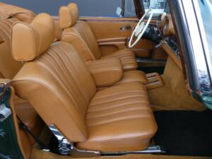 Afbeelding 13/26 van Mercedes-Benz 280 SE 3,5 (1970)