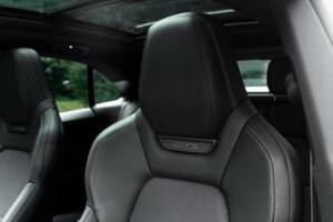 Image 8/13 of Porsche Macan GTS (2026)