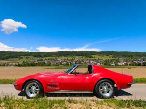 Image 3/26 of Chevrolet Corvette Stingray (1971)