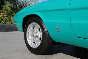 Image 44/50 of Alfa Romeo 1750 Spider Veloce (1969)