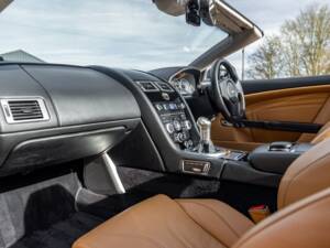 Bild 38/65 von Aston Martin DBS Volante (2011)