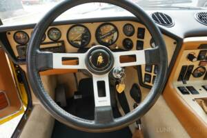 Bild 39/64 von Lamborghini Espada 400 GT (1973)