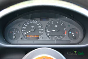 Image 29/50 of BMW 323i (1998)