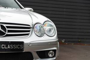 Image 12/41 of Mercedes-Benz SL 65 AMG (2004)
