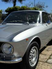 Afbeelding 25/43 van Alfa Romeo 1750 GT Veloce (1970)