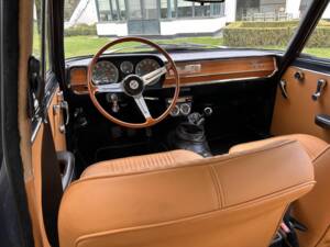 Image 8/8 of Alfa Romeo Giulia Nuova Super 1600 (1972)