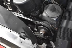 Image 54/94 of Mercedes-Benz 560 SL (1988)