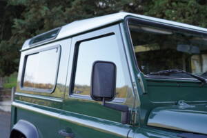 Bild 66/73 von Land Rover Defender 90 (2008)