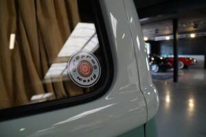 Image 38/50 of Volkswagen T1 panel van (1964)