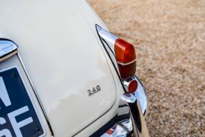 Bild 31/51 von Jaguar 240 (1968)
