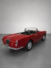 Image 14/31 of Alfa Romeo 2600 Spider (1964)