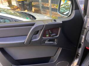 Image 10/15 of Mercedes-Benz G 350 Bluetec (SWB) (2012)