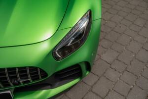 Image 13/67 of Mercedes-AMG GT-R (2018)