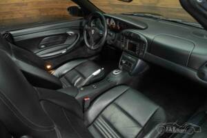 Bild 8/19 von Porsche 911 Carrera 4 (2001)