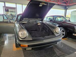 Bild 13/27 von Porsche 911 Carrera 3.2 (1987)