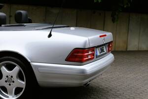 Bild 26/63 von Mercedes-Benz SL 320 &quot;Final Edition&quot; (2001)