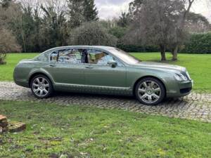 Image 8/28 of Bentley Continental Flying Spur (2007)