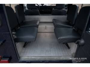 Image 26/27 of Land Rover Defender 90 (1998)