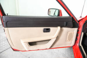 Image 34/50 of Porsche 924 S (1987)