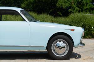 Image 10/50 de Alfa Romeo Giulietta Sprint (1960)